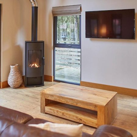 Host & Stay - Simon Howe Lodge Γουίτμπι Εξωτερικό φωτογραφία